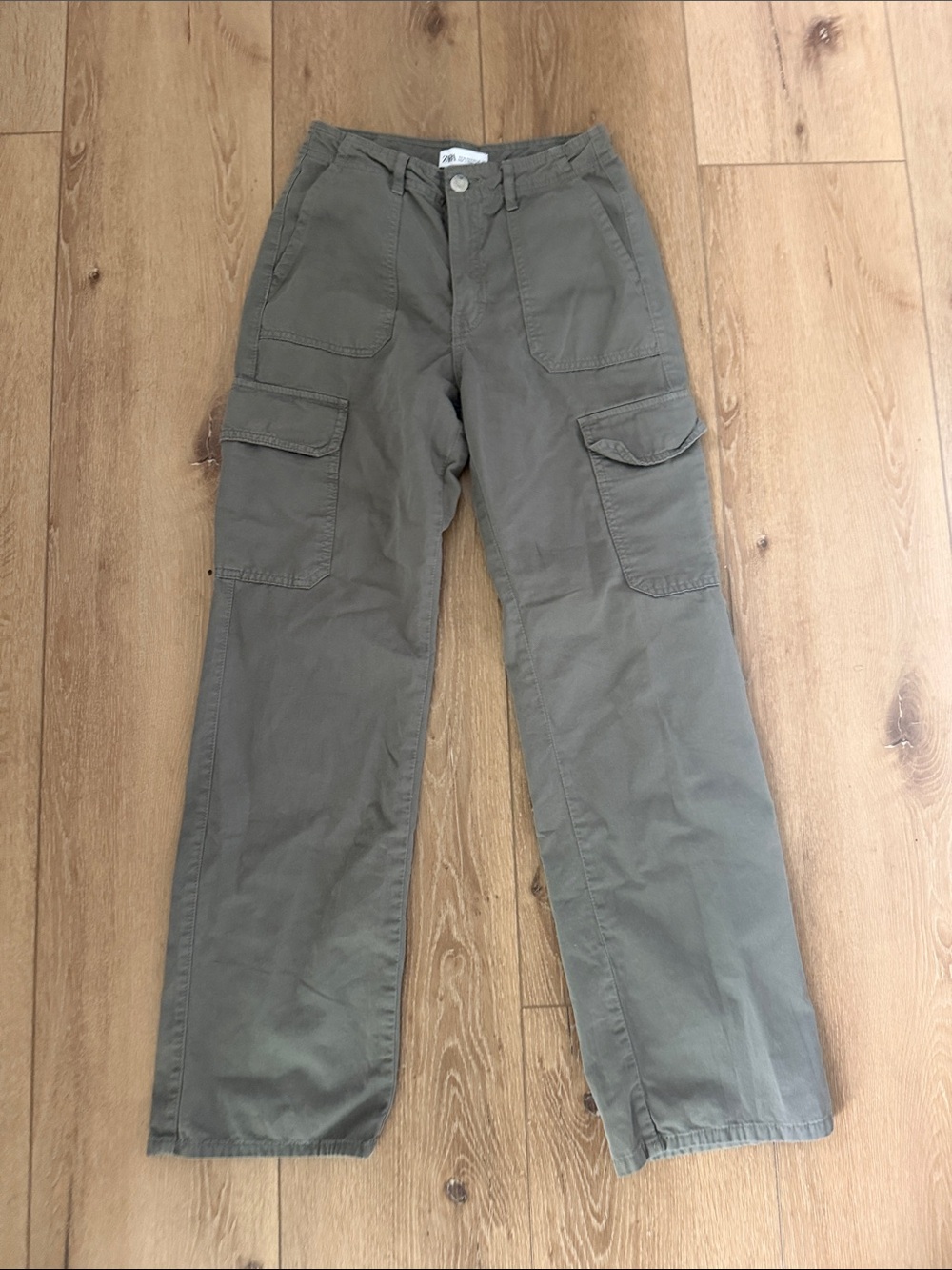 Zara Olive Cargo Pants with Side Pockets